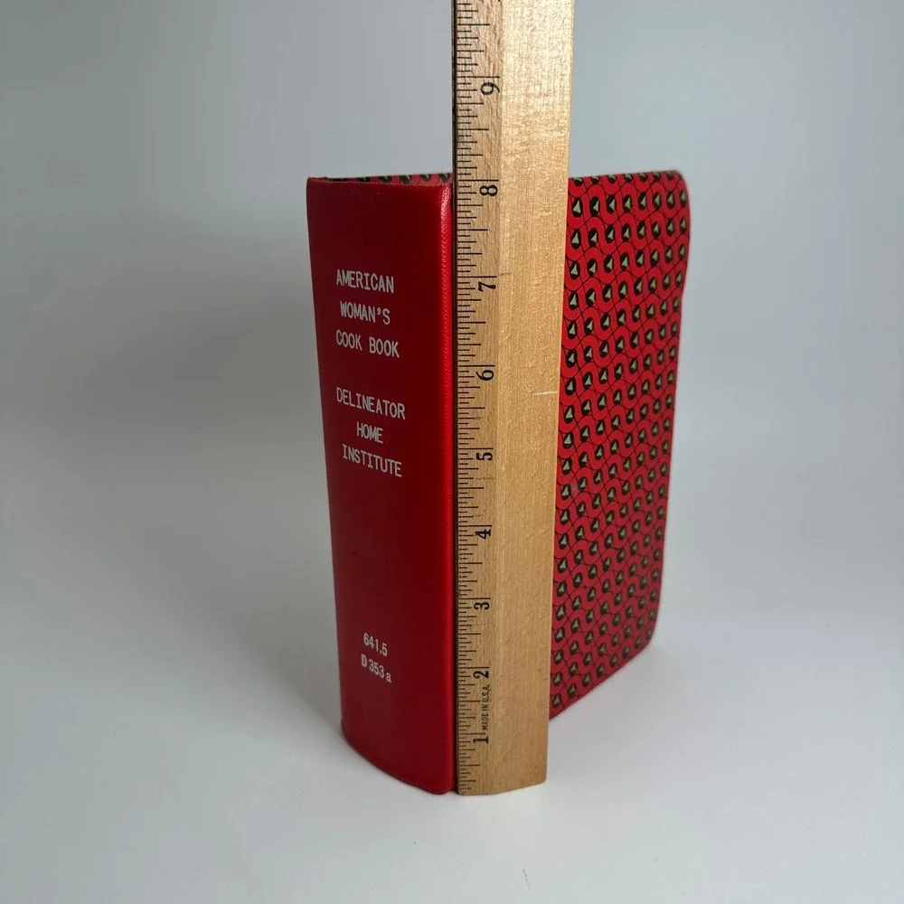 Doubleday The American Woman's Cook Book Red 1972 Revised Edition